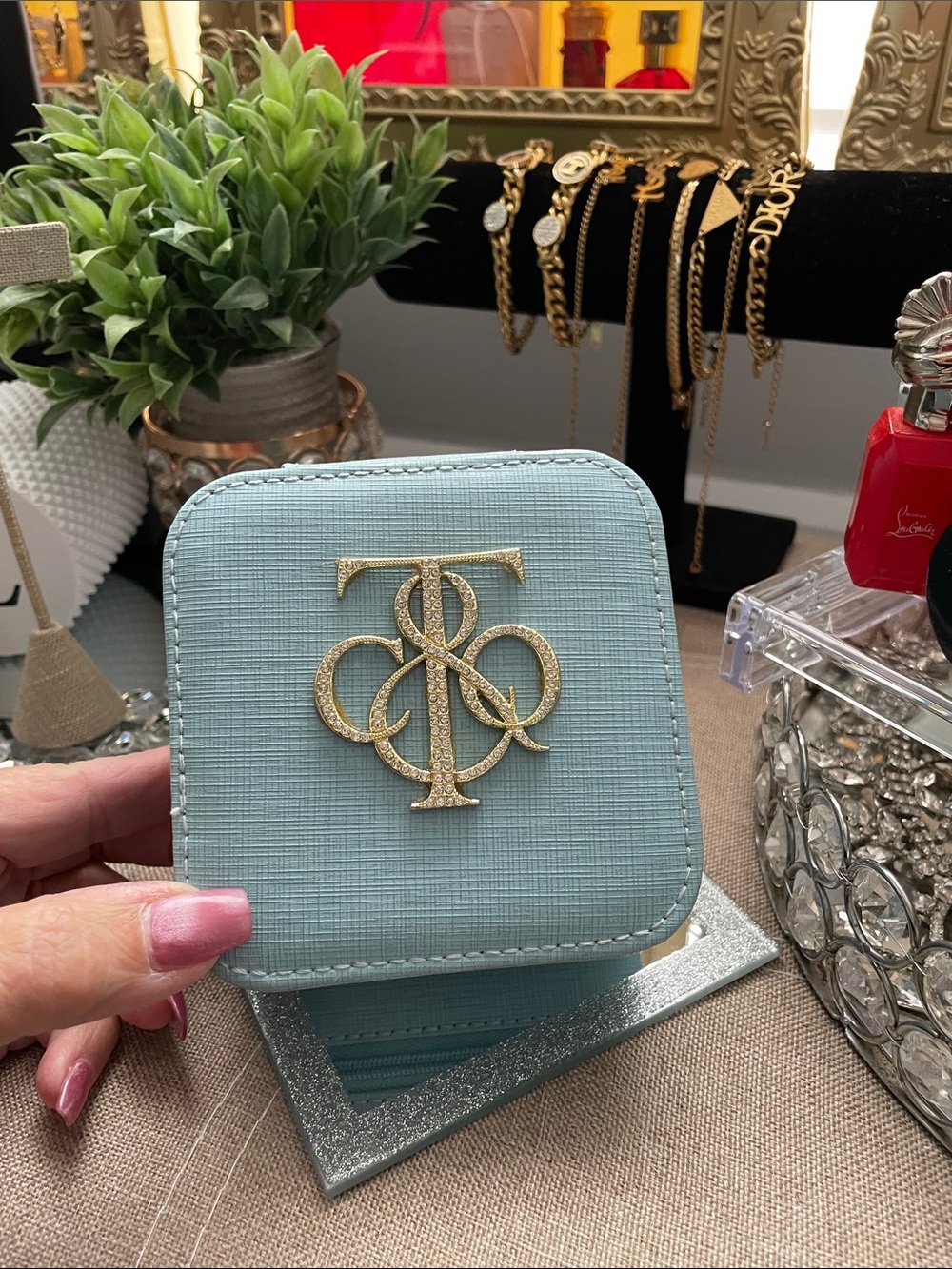 ✨🩵Light Blue Jewelry Travel Case with Gold Logo🩵✨NEW